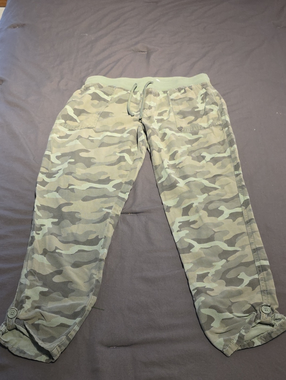 Maurices Women's Camo Jogger Sweatpants - Green/Tan